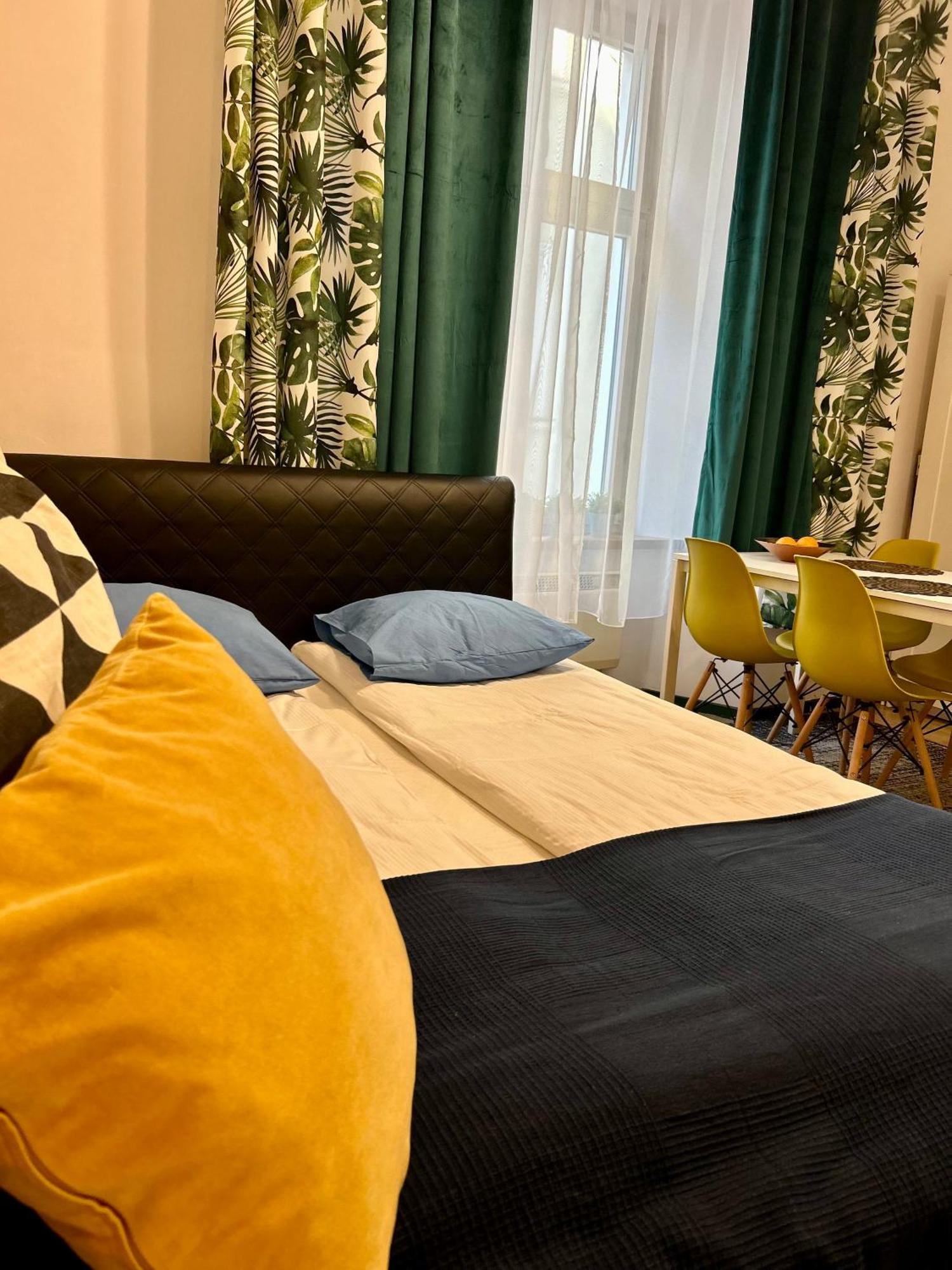 Vintage Senacka Apartaments Krakow Luaran gambar