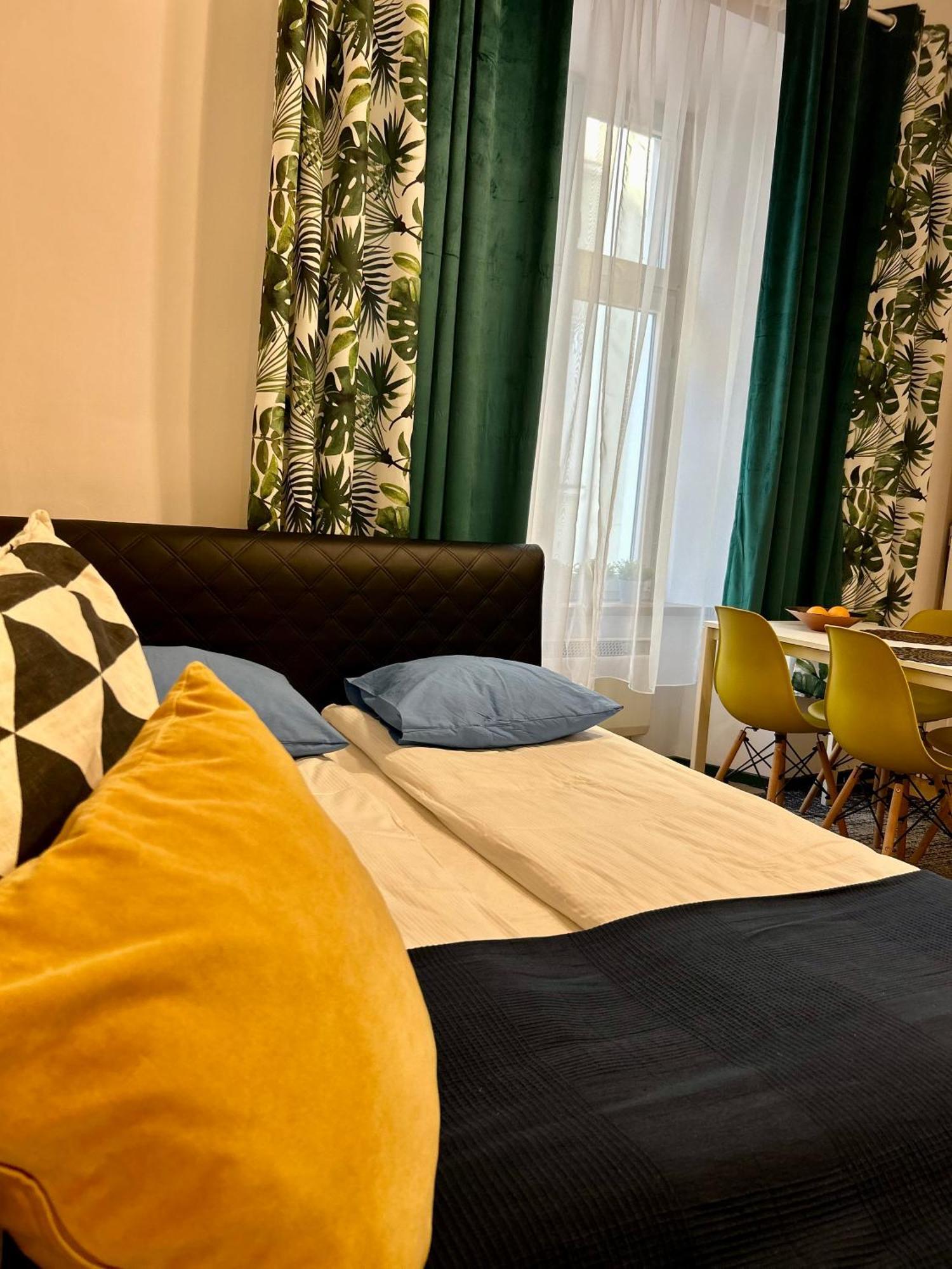Vintage Senacka Apartaments Krakow Luaran gambar